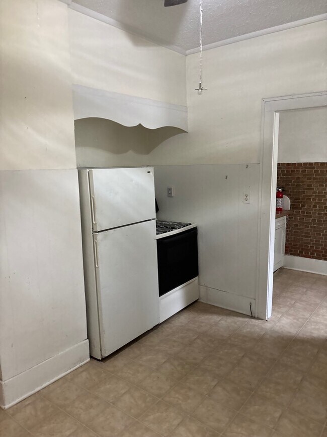 Foto del edificio - 804 W Ashland Ave