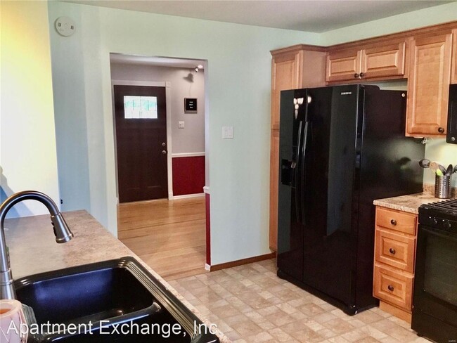 Building Photo - 3 br, 1 bath House - 340 Patterson Ln