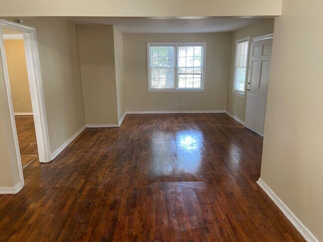 Foto del edificio - **AVAILABLE NOW** 2 Bedroom / 1 Bathroom Home for Rent in Columbus, GA***