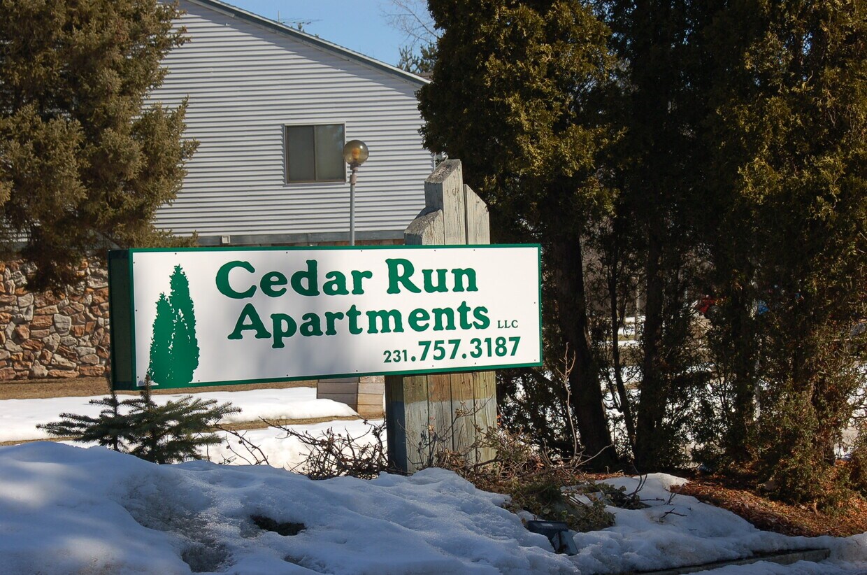 115 Thornwild Dr Unit 2 Bed No Pet No Smoking, Scottville, MI 49454