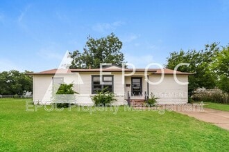 Building Photo - 1208 Hermosa Dr