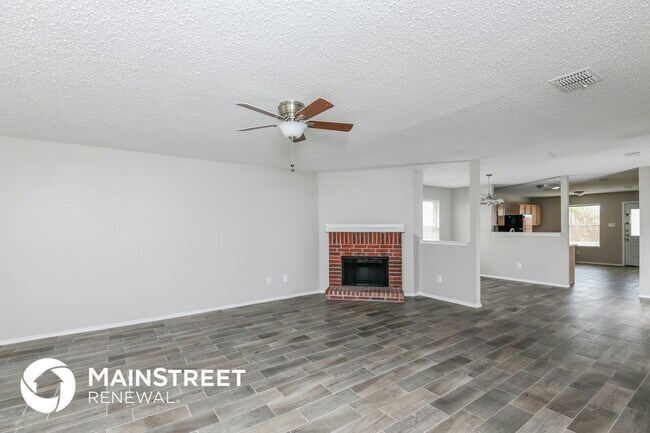 Building Photo - 6051 Guilia Dr