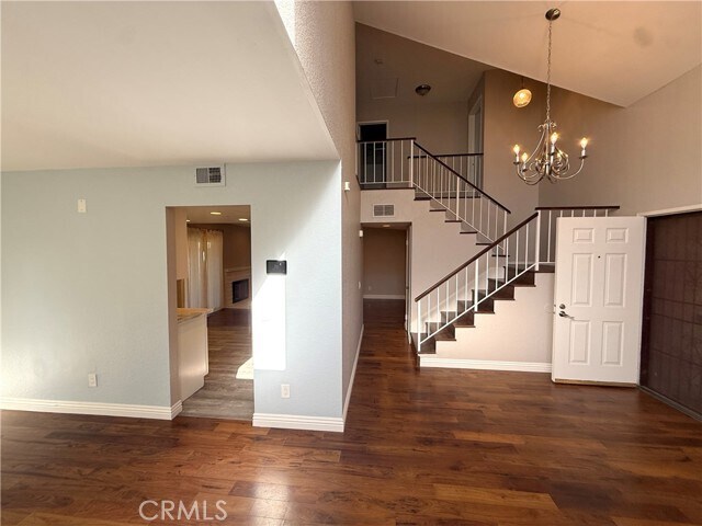 Building Photo - 6 Pepper Ct