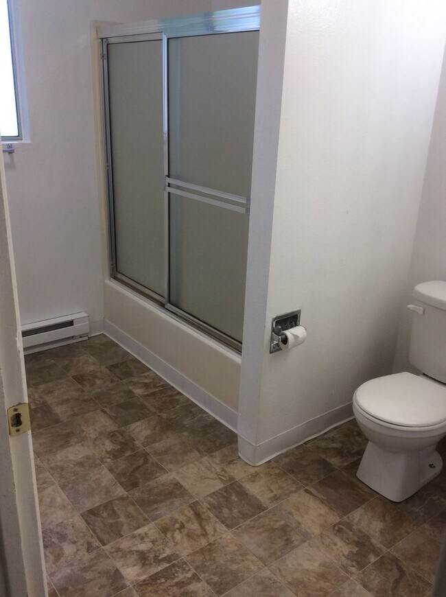 Foto del edificio - 1315 SW G St