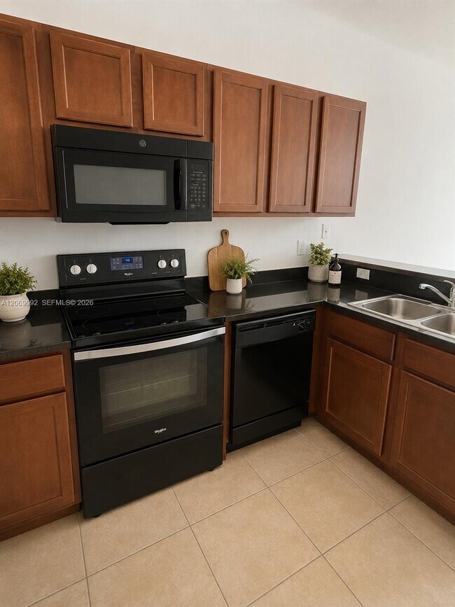 Foto del edificio - 10870 NW 88th Terrace