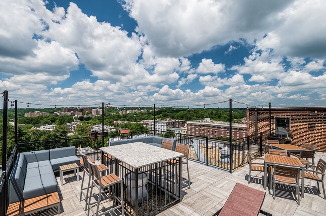 Rooftop deck with grills - The Melwood