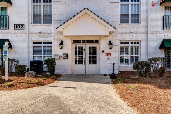 Building Photo - 2 bedroom at Brookside Condos