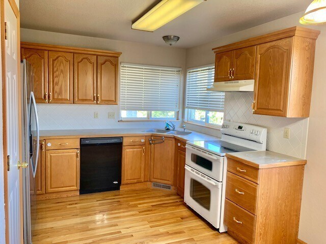 Foto del edificio - Ranch Style Home Located on Dead-End Street, Easy Access to I-25