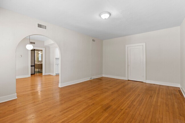 Foto del edificio - 526 Pershing Ave