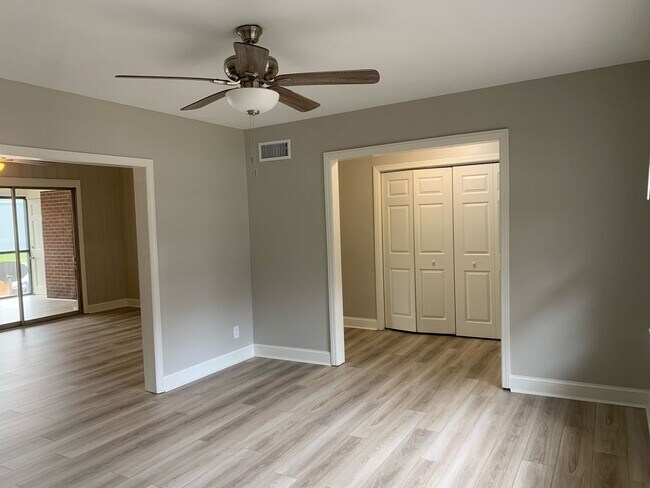 Foto del edificio - 5 Berkley Pl