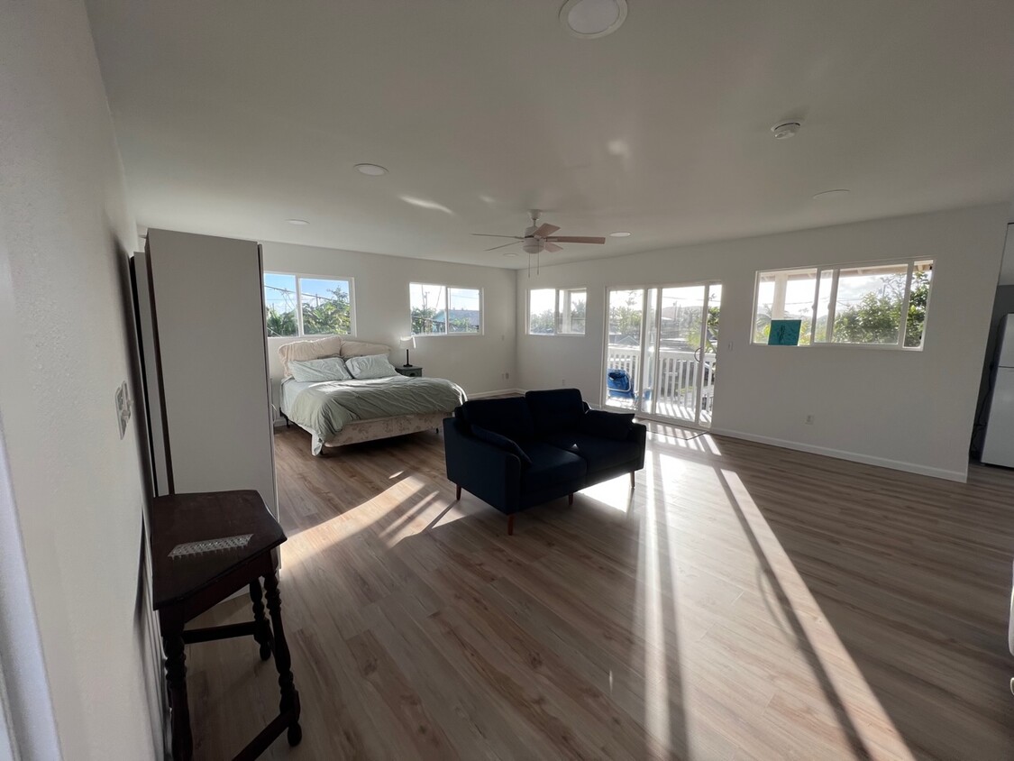 Foto principal - 330C Olomana St