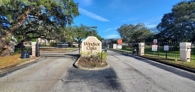 Building Photo - 1659 Windsor Oak Ct