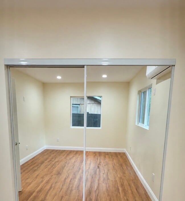 Building Photo - 159 N Canyon Blvd