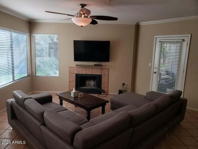 Foto del edificio - 7575 E Indian Bend Rd