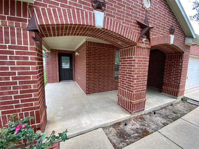 Foto del edificio - 18218 Hammondsport Ln
