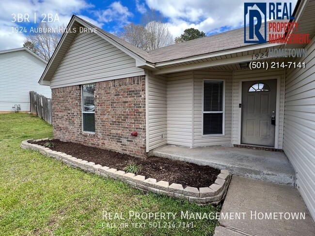 Building Photo - Beautiful 3-Bed 2-Bath Home in Benton!