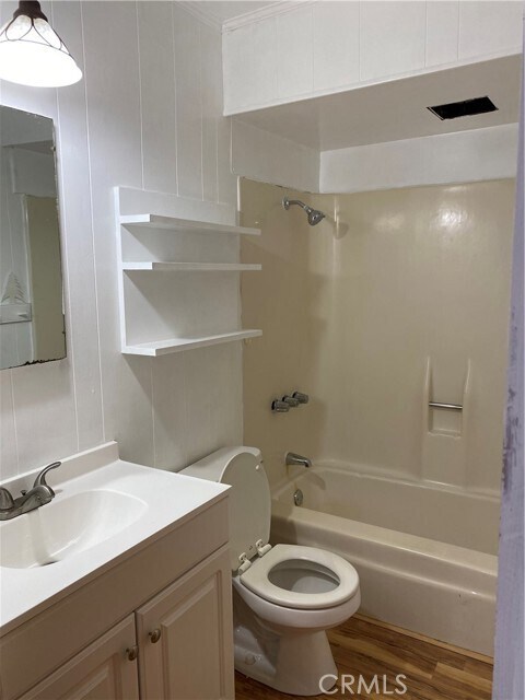 Foto del edificio - 23719 Bowl