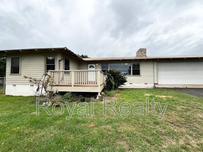 Building Photo - 5435 Lower Kula Rd