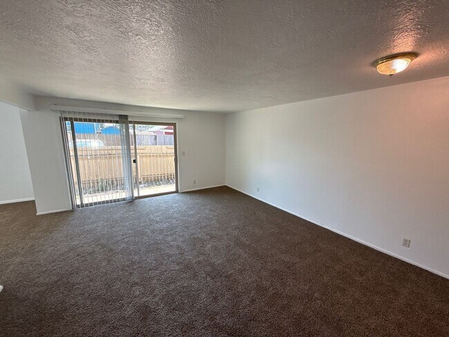 Foto del edificio - 1828 Liberty St NE