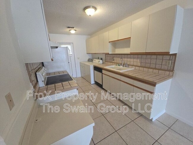 Foto del edificio - 151 Winter Ridge Dr