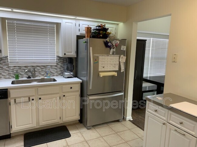 Foto del edificio - 2800 Winterbrook Dr