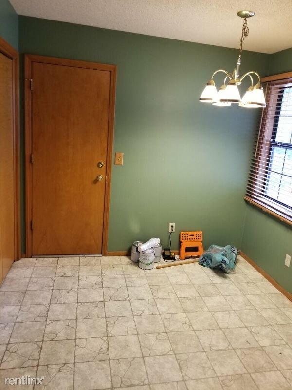 Building Photo - 2 br, 1 bath Townhome - 3906 W 10th Cir