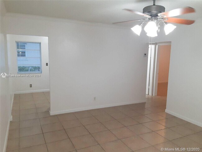 Foto del edificio - 412 SW 10th St