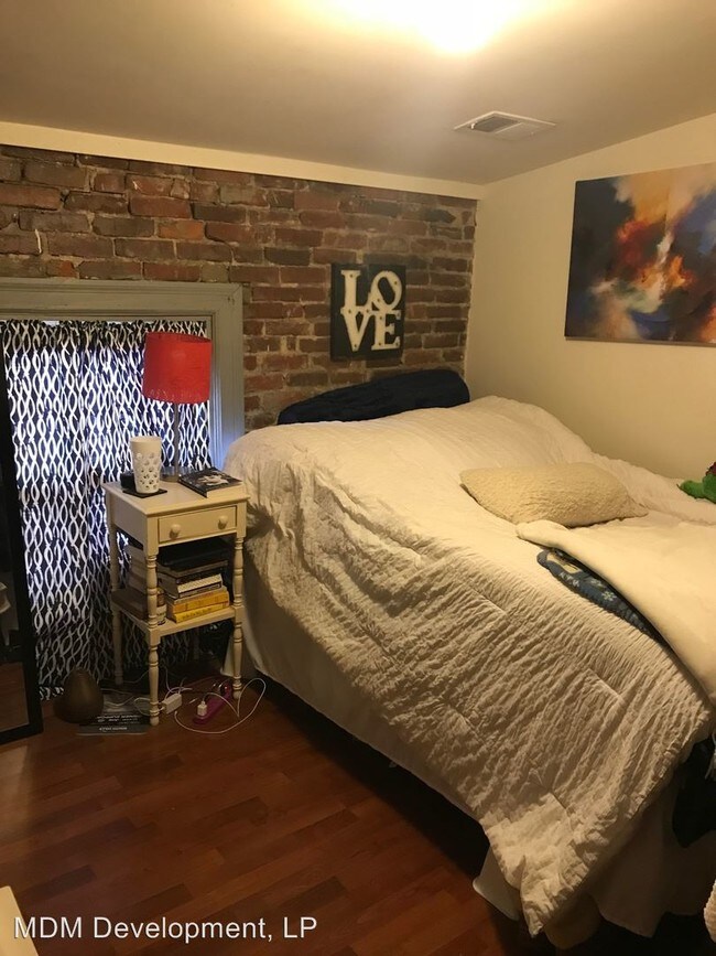 Building Photo - 44 S 13th St