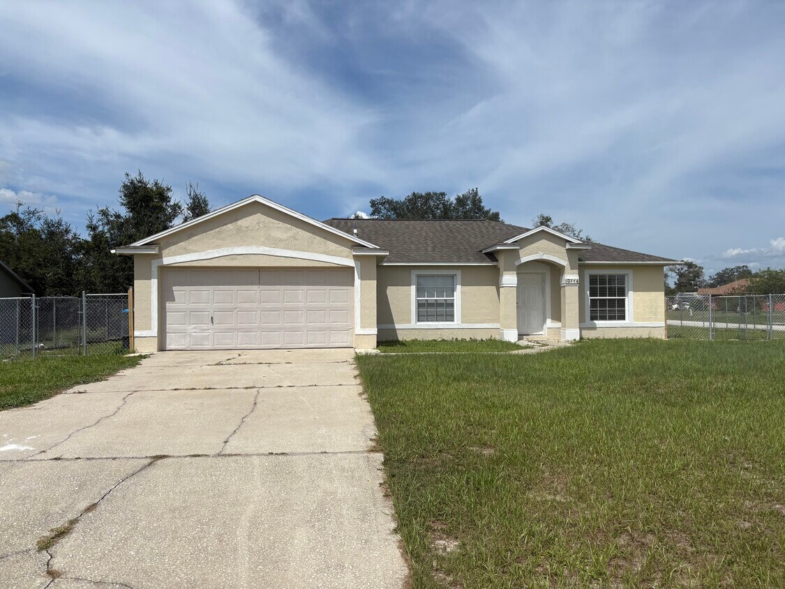 Primary Photo - 3244 Shingler Terrace