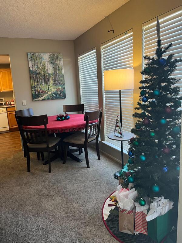 Foto del edificio - 32 W 7th St