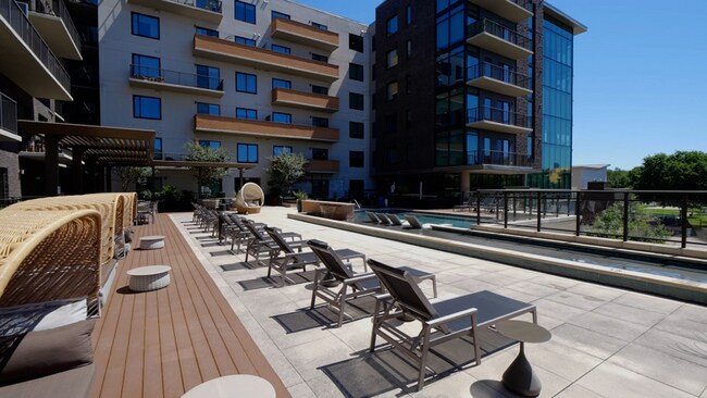 Foto del edificio - 1414 Wood Hollow Dr