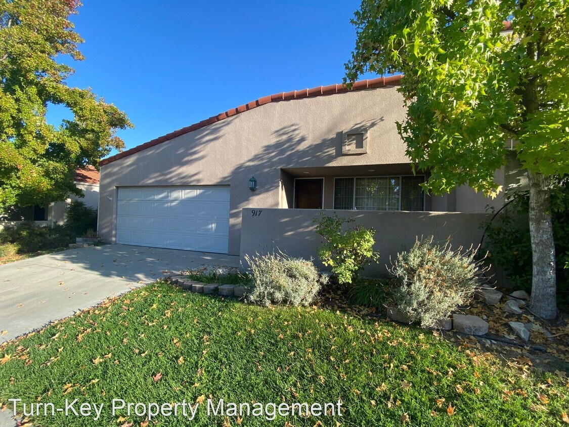 Primary Photo - 2 br, 2 bath House - 917 Patria Cir