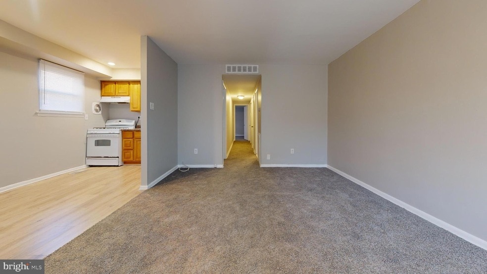 Primary Photo - 2037 Beyer Ave