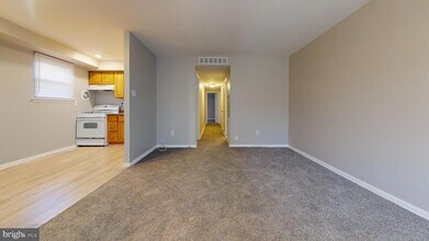 Building Photo - 2037 Beyer Ave