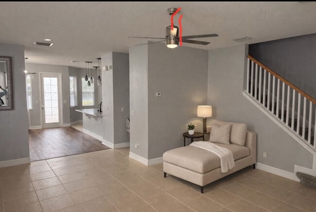 Building Photo - 531 Hedgewood Dr