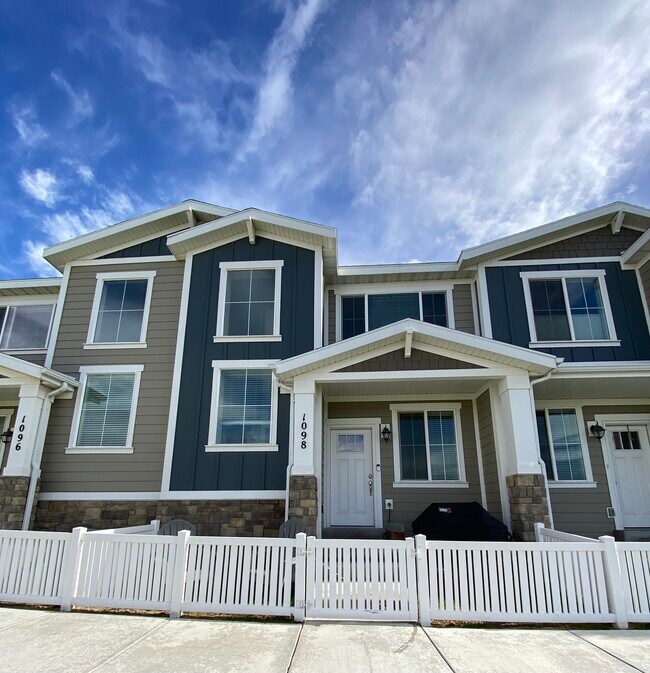 Foto del edificio - 1098 Emerald Pools Ln