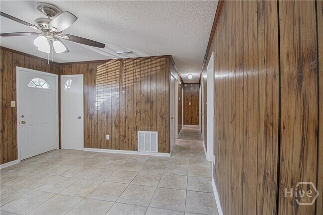 Foto del edificio - 7116 Skidaway Rd