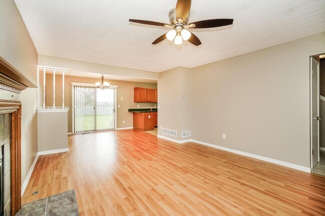 Foto del edificio - 1104 Mullens Ct