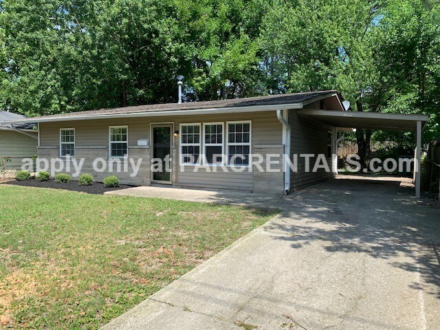 Primary Photo - 4716 E 32nd St