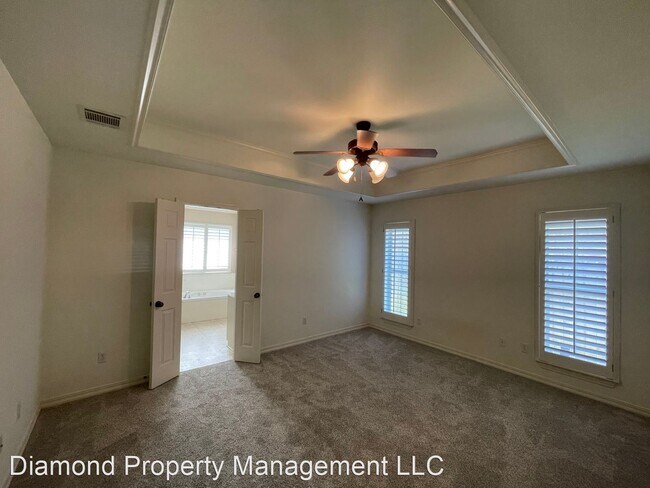 Building Photo - 4 br, 2 bath House - 2914 Le Oaks