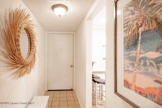 Foto del edificio - 500 Palm Springs Blvd