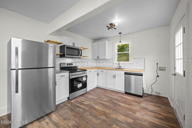 Photo - 2516 Sunset Ave House