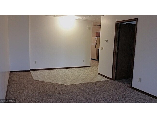 Foto del edificio - 111 1/2 N Main St