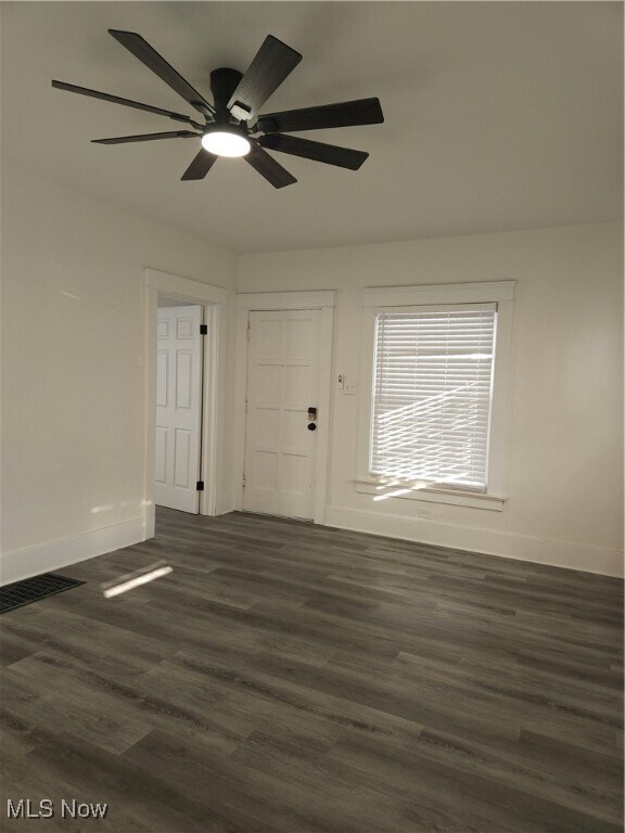 Foto del edificio - 1046 Linden Ave