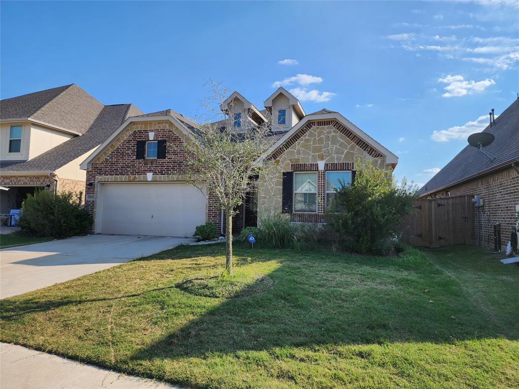 Primary Photo - 24223 Via Vitani Dr