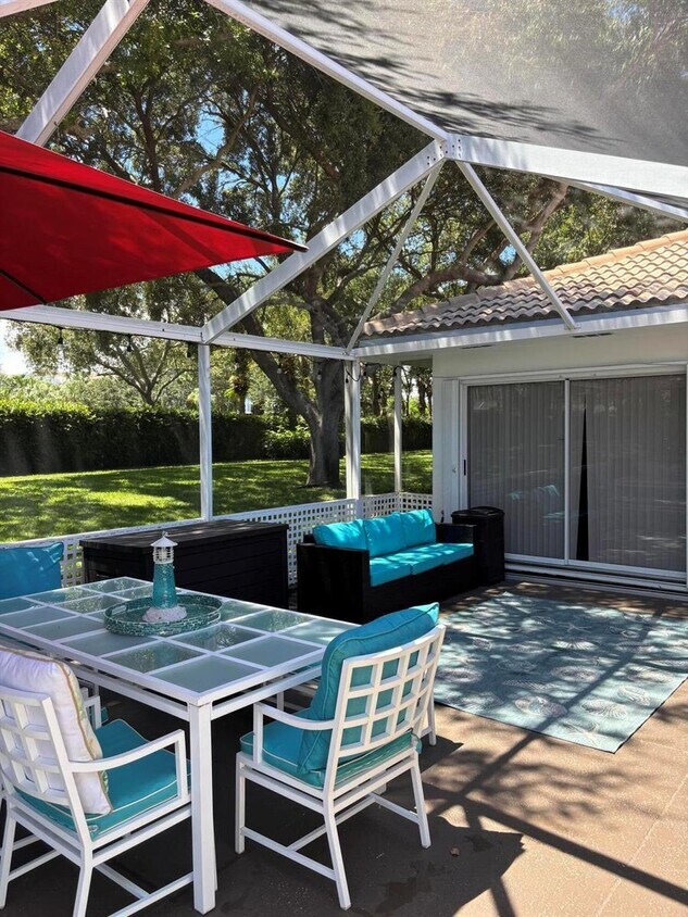 Building Photo - 7104 Geminata Oak Ct