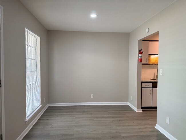 Foto del edificio - 2101 6th Ave N