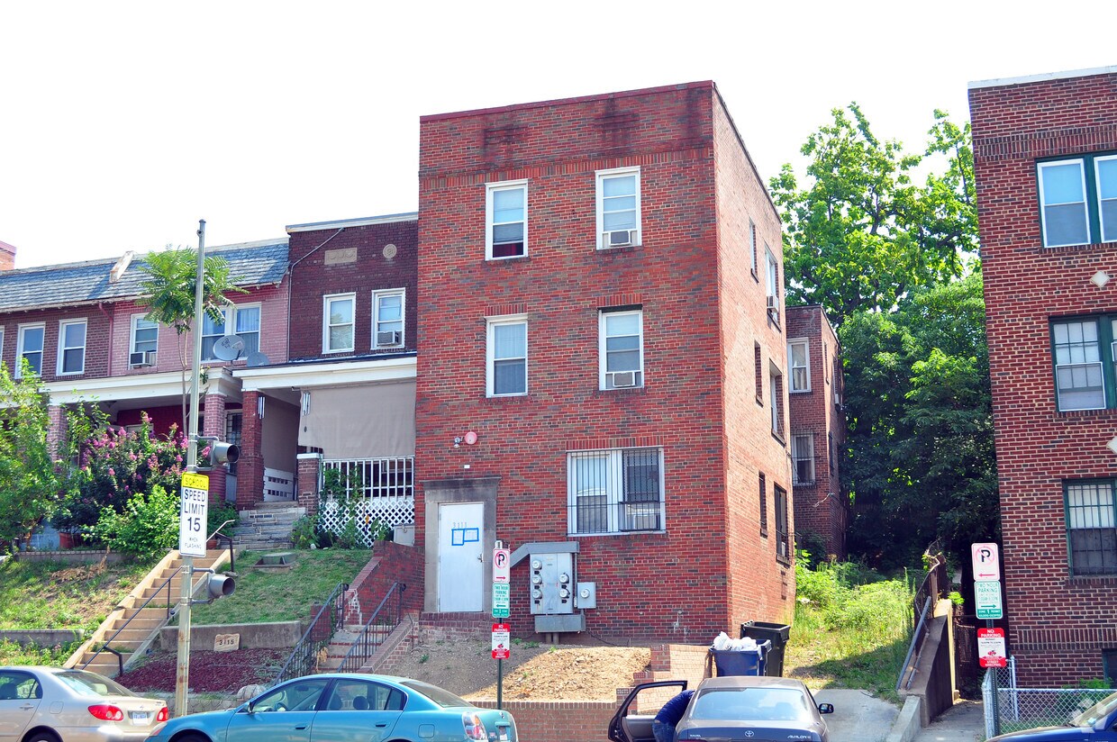 Building Photo - 3111 Sherman Ave NW