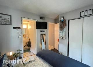 Building Photo - 1 br, 1 bath Condo - 7120 Waterside Dr # 3...