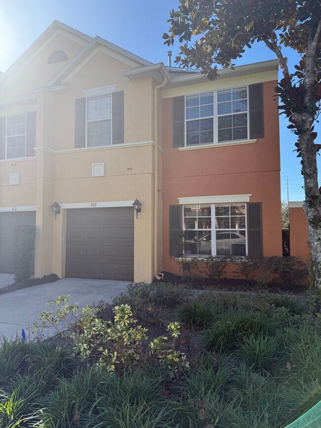 Building Photo - 860 Assembly Ct